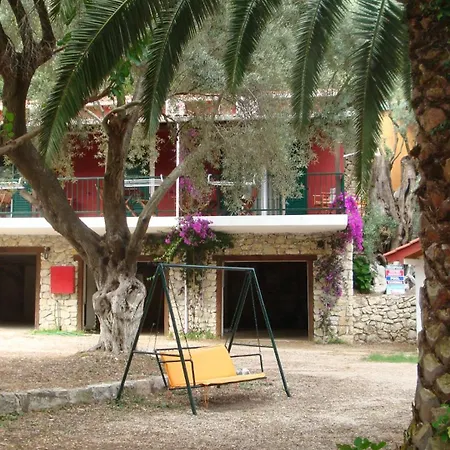 Campingplatz Poros Beach Camping- Studios