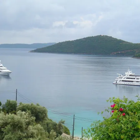 Poros Beach Camping- Studios