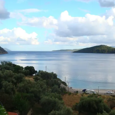 Poros Beach Camping- Studios ميكروس جيالوس